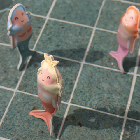 Dive buddies